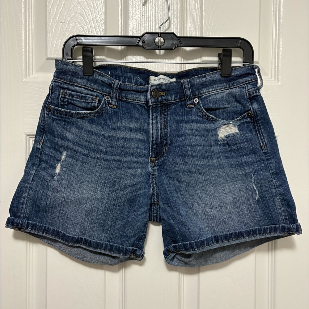 *Banana Republic Med Wash Women's Distressed Roll Up Denim Shorts